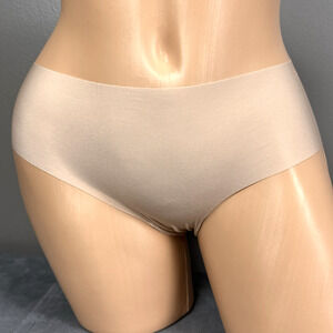 PINK Victoria's Secret Hipster Seamless Silky Thin Panty Size Medium New Beige